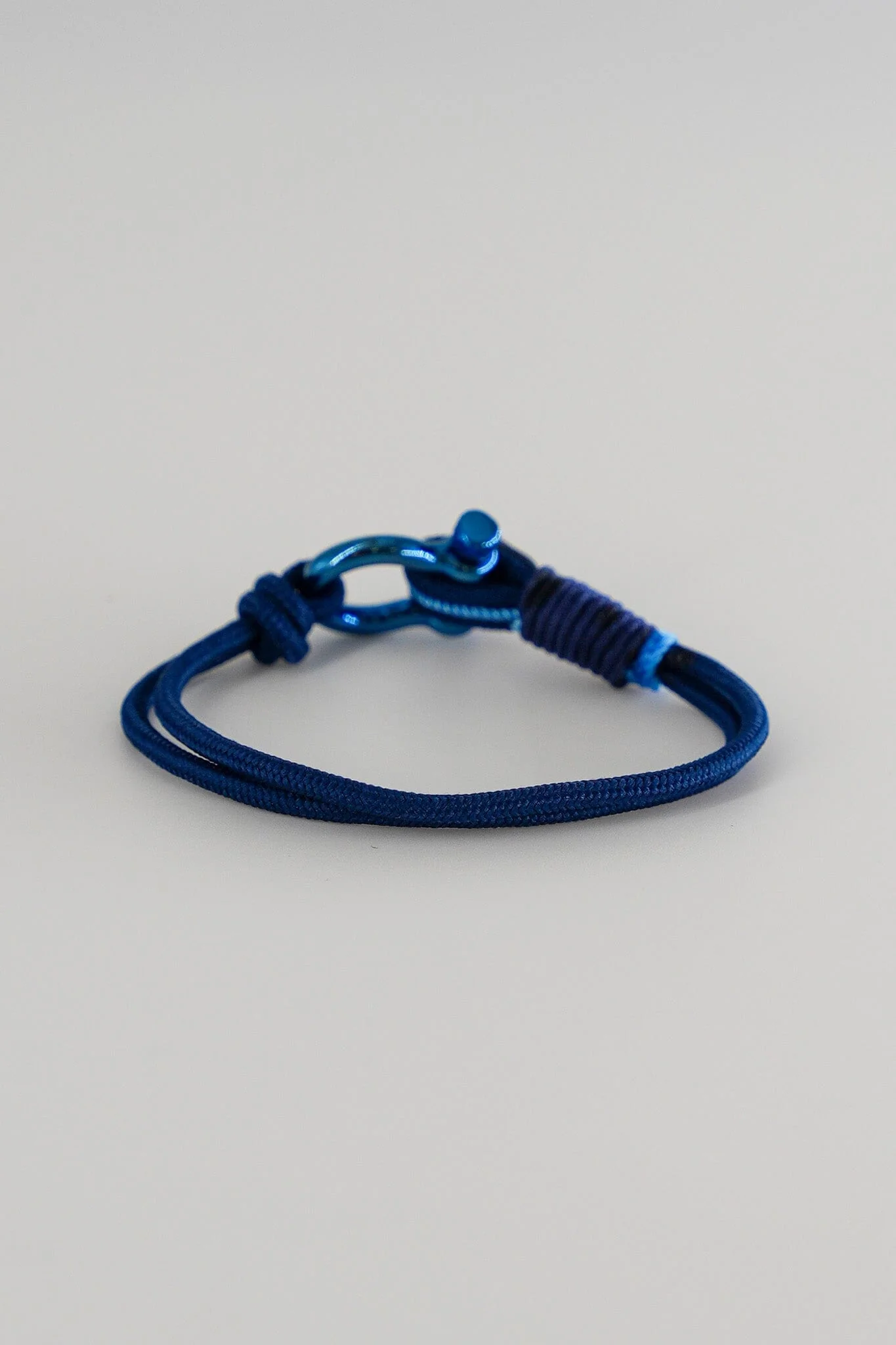 Bond Shackle Bracelet - Image 4