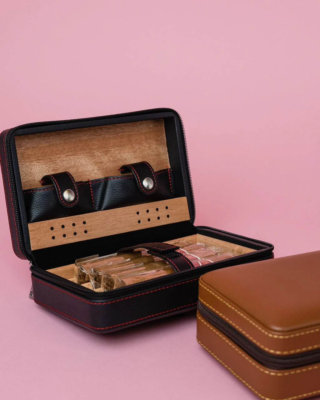 Leather Cigar Zipper Case - Image 3