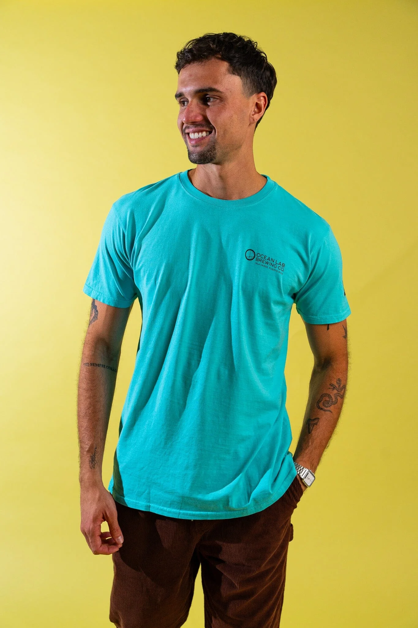 MAS CERVEZA! Short Sleeve T-Shirt - Image 5