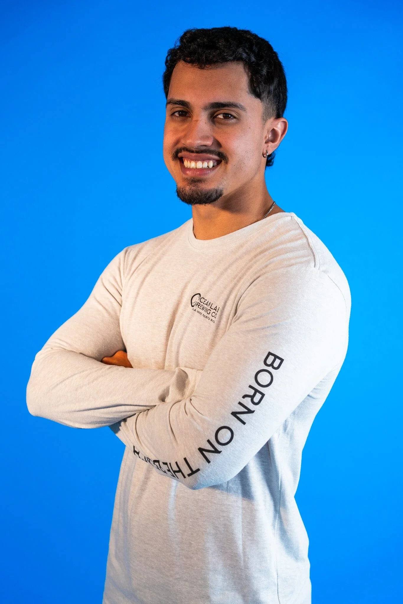 MAS CERVEZA!  Tri-Blend Long Sleeve T-Shirt - Image 6
