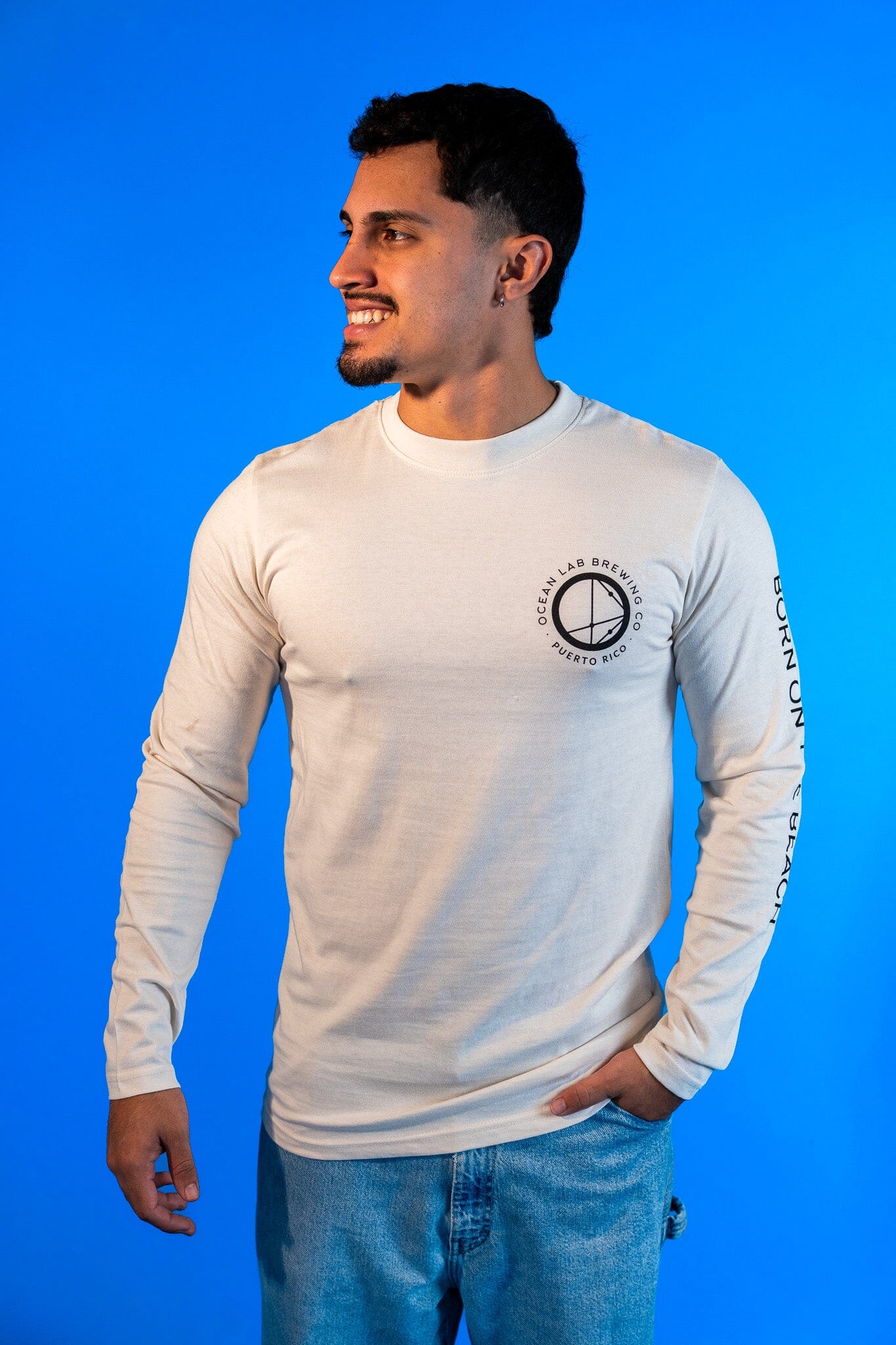 MAS CERVEZA!  Tri-Blend Long Sleeve T-Shirt - Image 9
