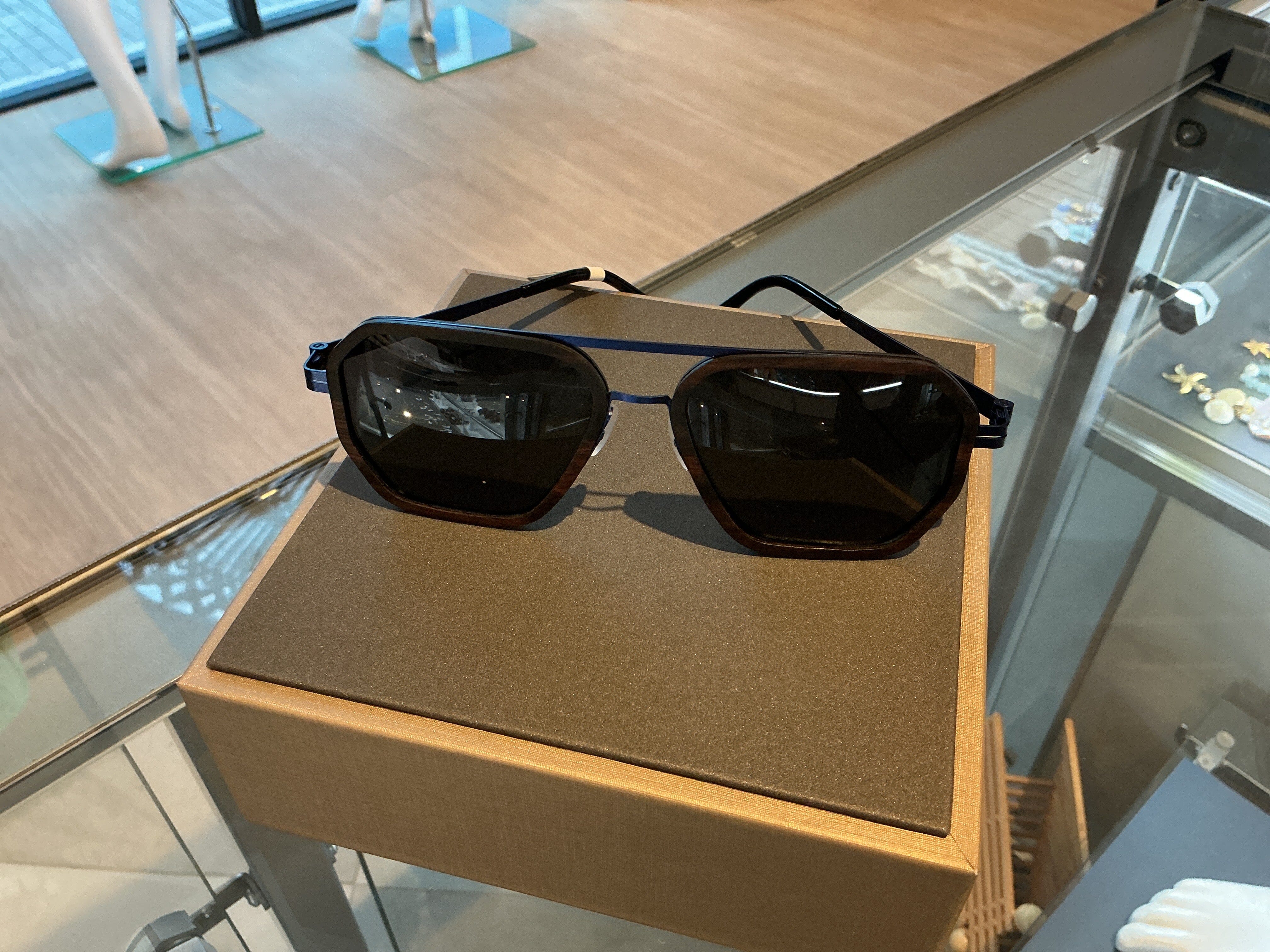 Optics Driftwood Edition Sunglasses - Carbon Fiber Collection - Image 11