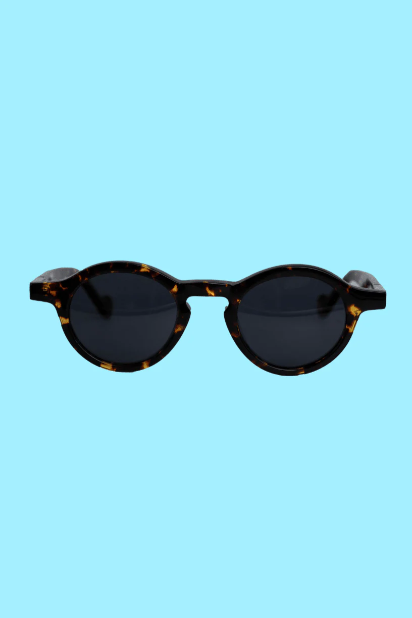 Playa Sandy Beach Sunglasses - Image 4